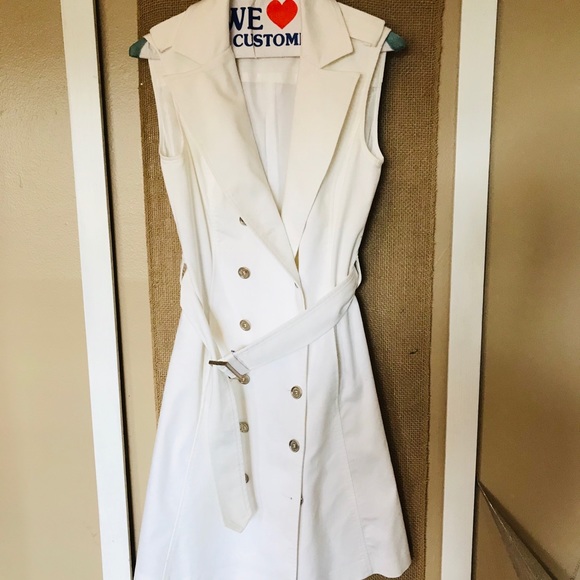 Dresses - Picture 8 of 8